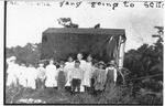Covered wagon "schoolbus," Slavia, c. 1915