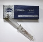 Perfektum Hypodermic Syringe
